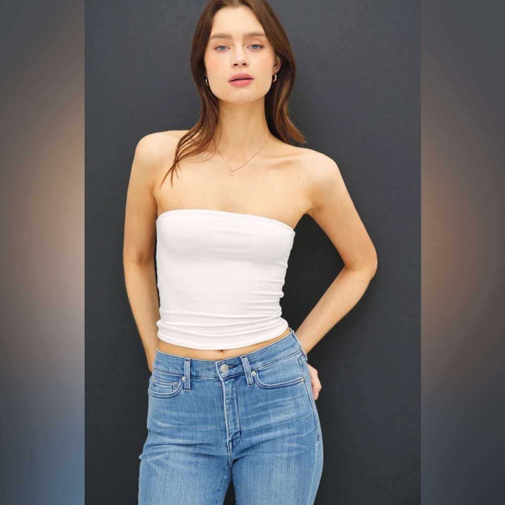 403B-WHITE. Soft Basic Bandeau Top